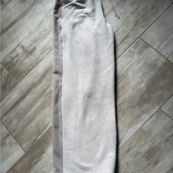 Athleta Forever Fleece Wide Leg Pants, Size M, 2 Tone Wildwood Heather - Picture 2 of 7